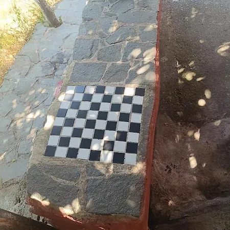 George Traditional Alpesi faház